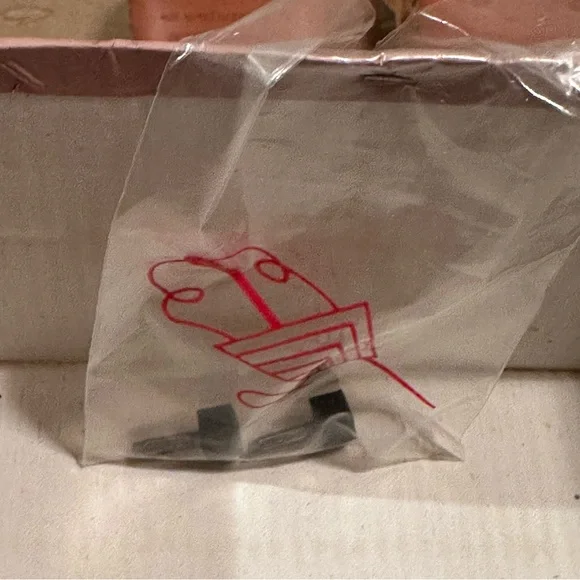 Vintage Evan-Picone NEW IN BOX Peach/Tan Lattice Leather Heels Size 10M - Picture 9 of 10